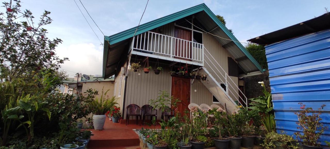 Townside Lodge นูวาราเอลิยา ภายนอก รูปภาพ