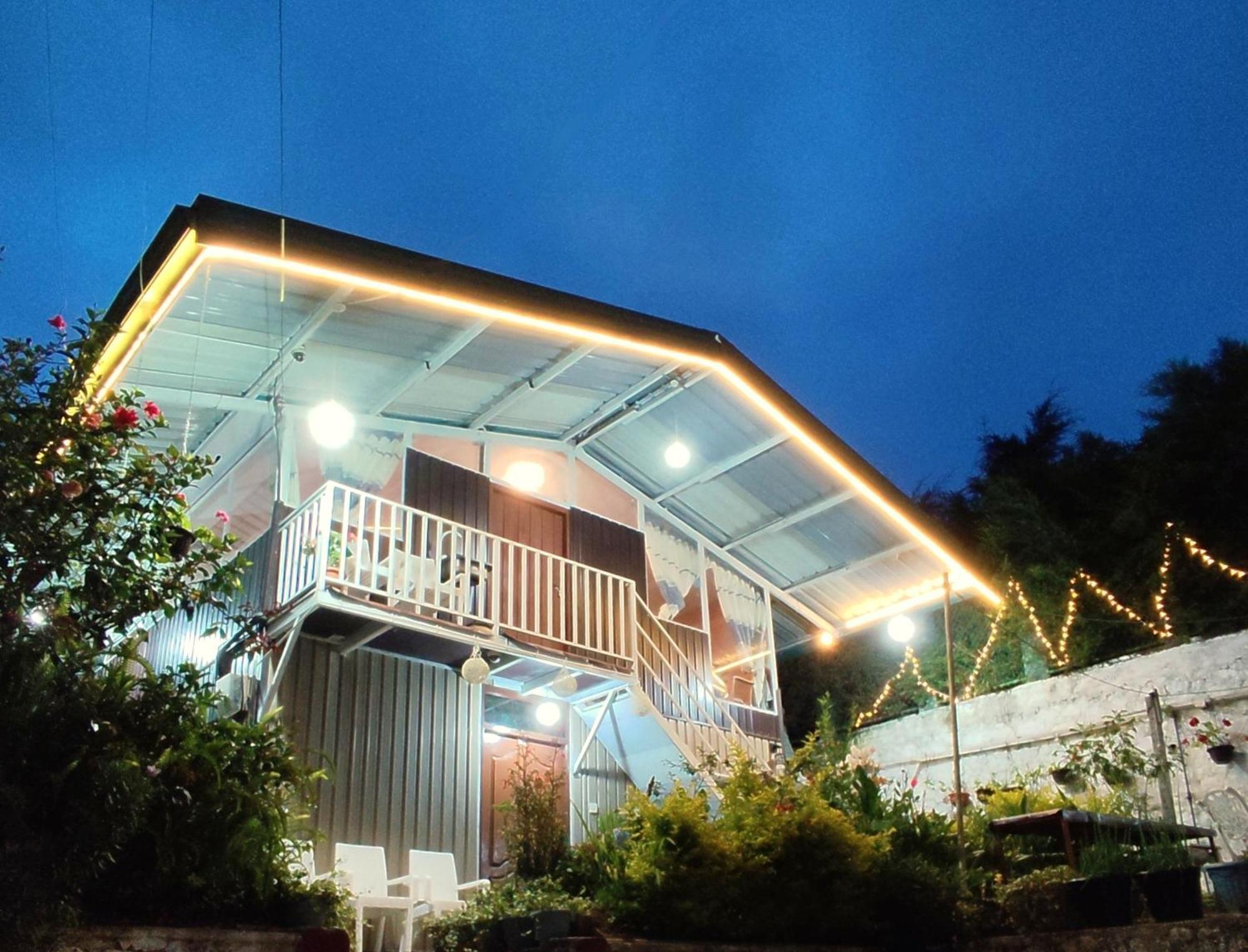 Townside Lodge นูวาราเอลิยา ภายนอก รูปภาพ