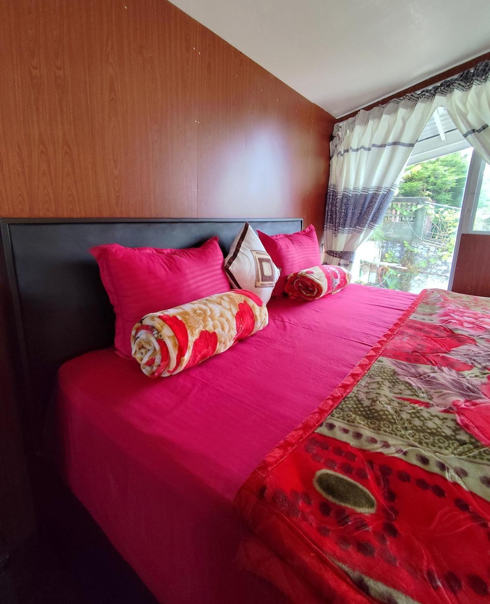 Townside Lodge นูวาราเอลิยา ภายนอก รูปภาพ